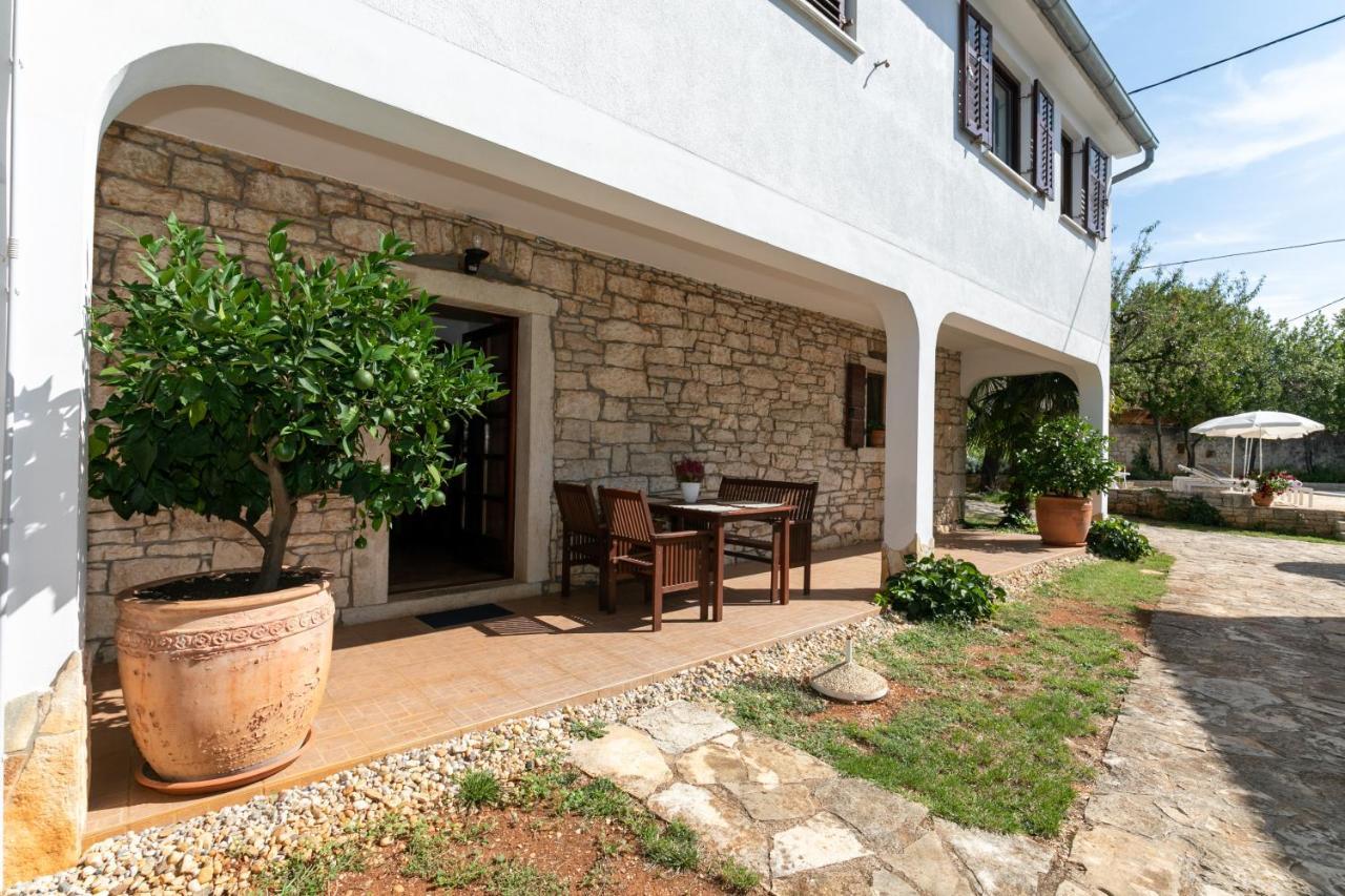Villa Vito Kaštelir Extérieur photo