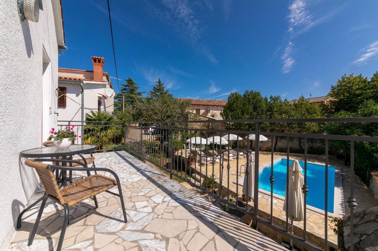 Villa Vito Kaštelir Extérieur photo